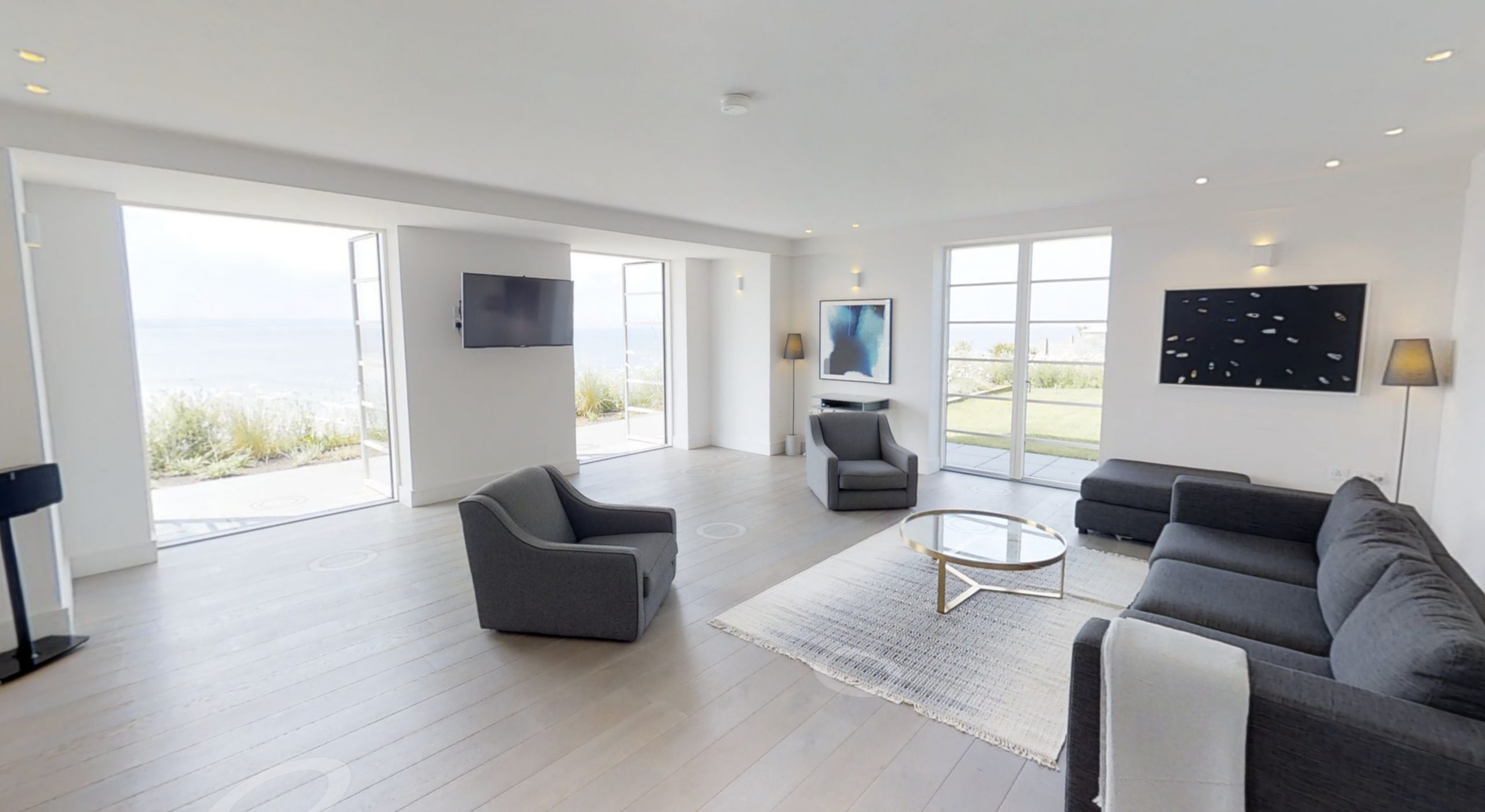 Beachside Apartment 360 Virtual Viewing Panoptic Motion